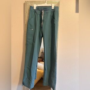 FIGS Women’s XS HydroGreen scrub pants